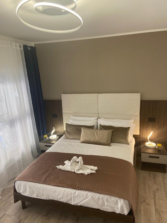 Hotel Plaza Ungheria Palerme Extérieur photo