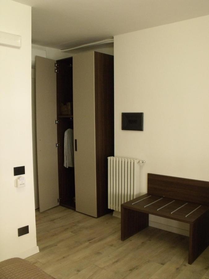 Hotel Plaza Ungheria Palerme Extérieur photo