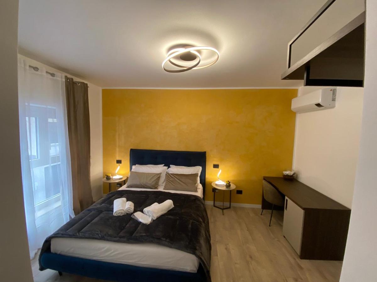 Hotel Plaza Ungheria Palerme Extérieur photo
