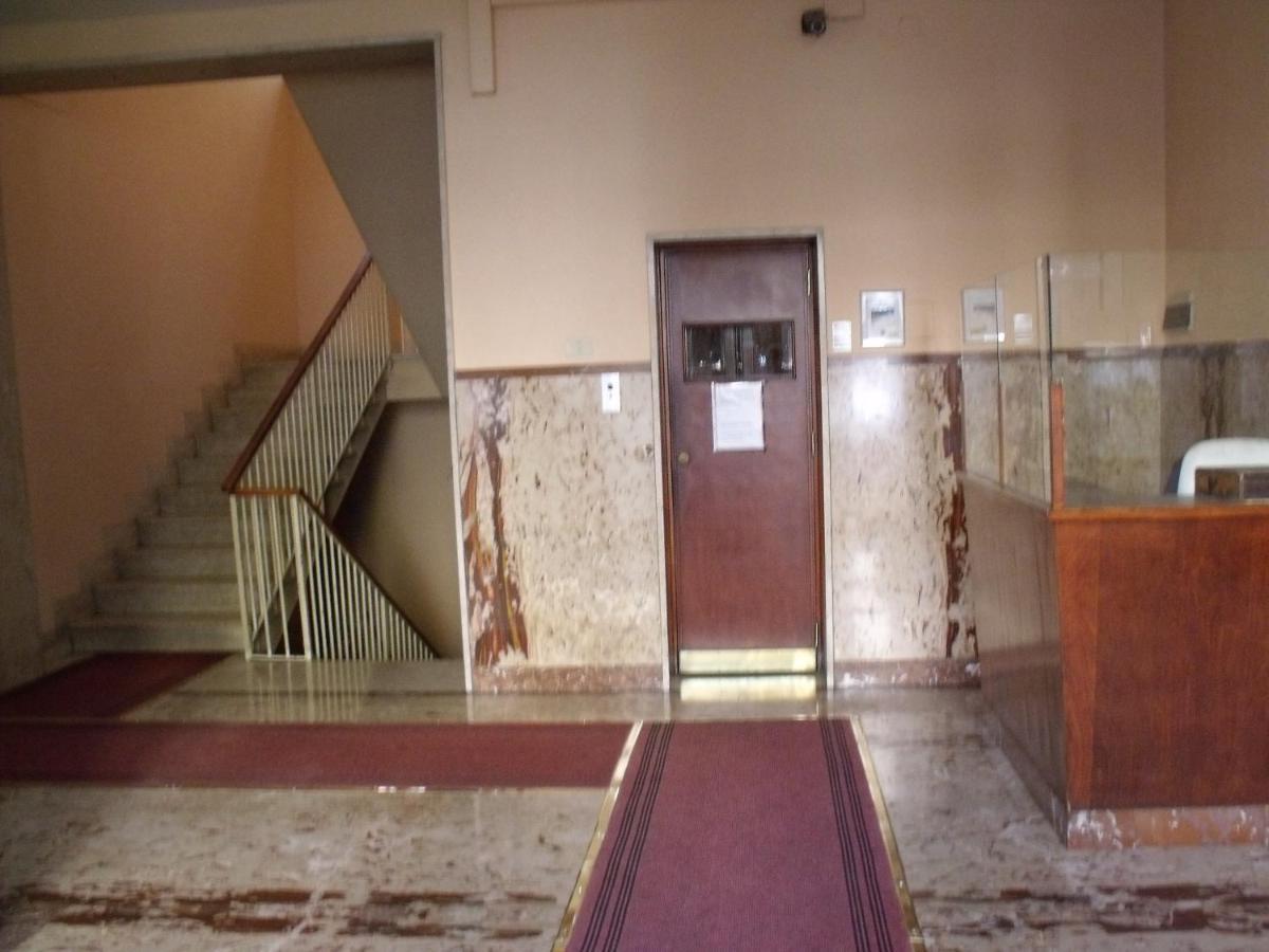 Hotel Plaza Ungheria Palerme Extérieur photo